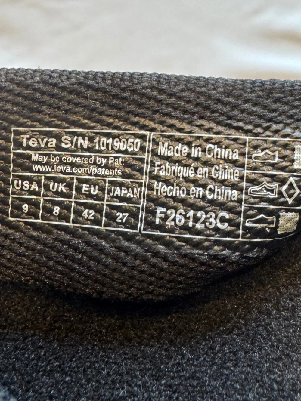 TEVA MENS VOYA flip flops (size: 9)
